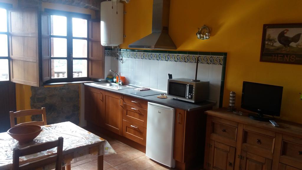 Escuelas De Fuentes Villaviciosa  Εξωτερικό φωτογραφία