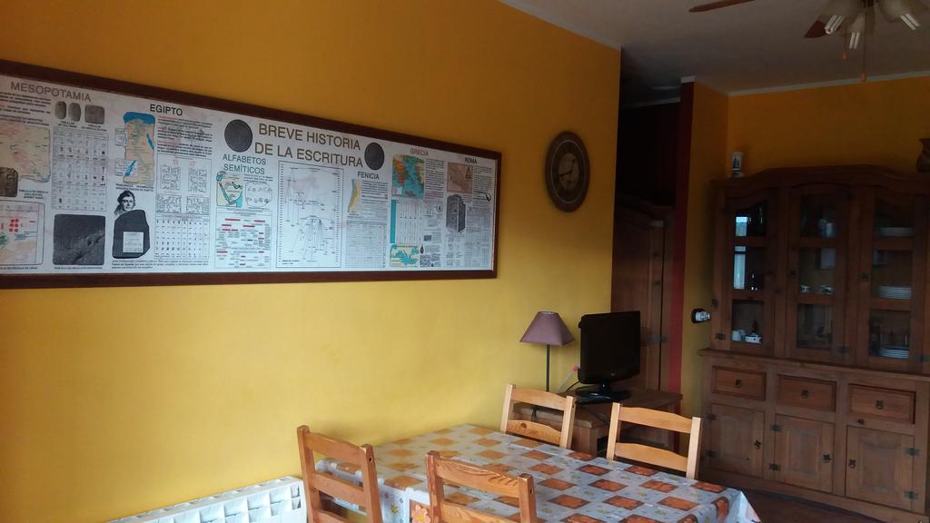 Escuelas De Fuentes Villaviciosa  Εξωτερικό φωτογραφία